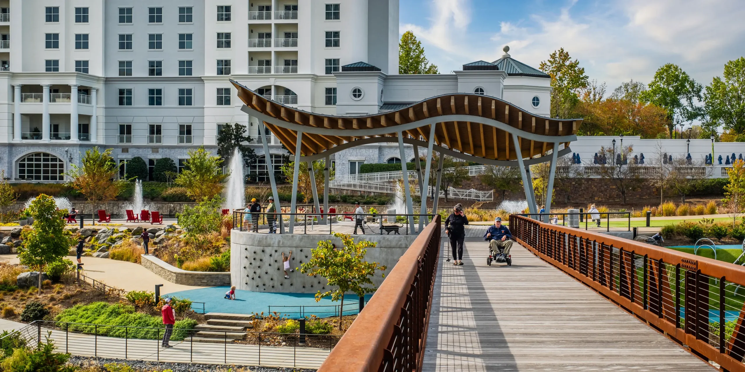 The Bowl at Ballantyne, Mixed-Use Development, Outdoor Park