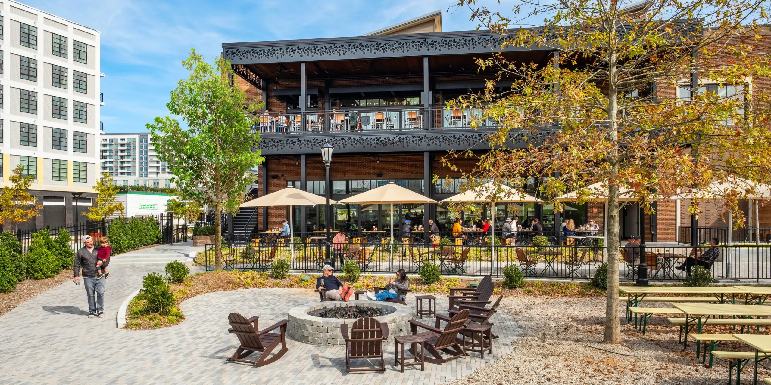 The Bowl at Ballantyne, Mixed-Use Development, Restaurant and Outdoor Dining